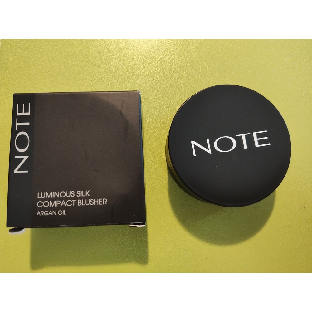 NOTE Cosmetics Luminous Silk Compact Blush Desert Rose W/Brush Discontinued READ